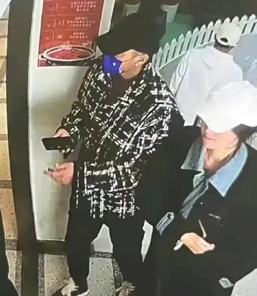 八卦吃瓜爆料图片搞笑,笑料百出，揭秘娱乐圈幕后趣闻
