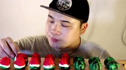 胖哥吃瓜爆料是真的吗,真相揭秘，是真是假？