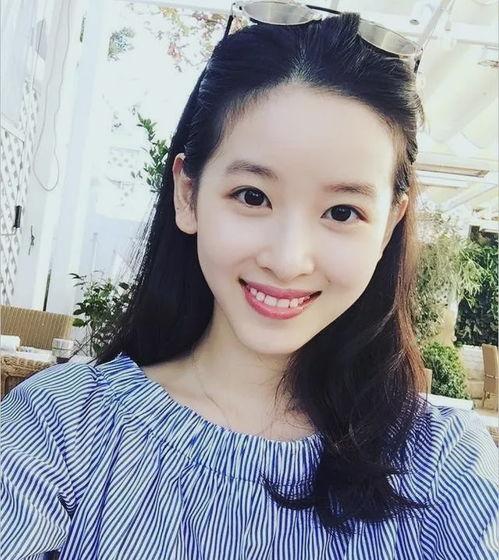 吃瓜爆料妹妹是谁啊图片,网络红人背后的故事