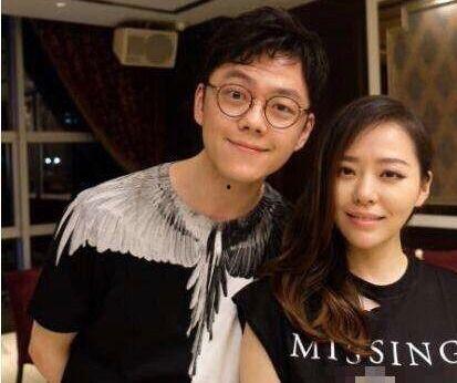 明星网红伴郎视频播放,视频播放下的欢乐瞬间