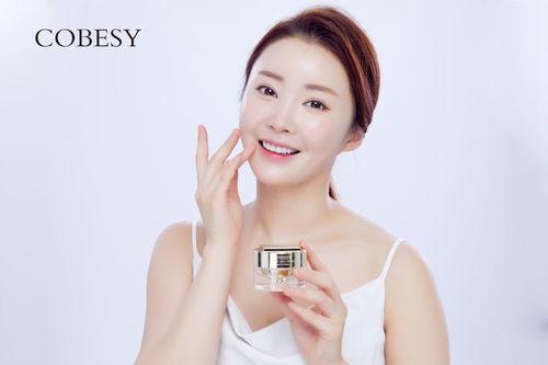 明星网红用的护肤,揭秘网红明星的护肤日常