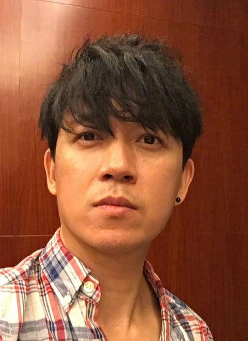 脑梗的明星网红,勇敢面对与康复之路