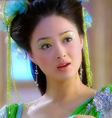 伊犁女明星网红有谁,美丽与才华并存的璀璨之星